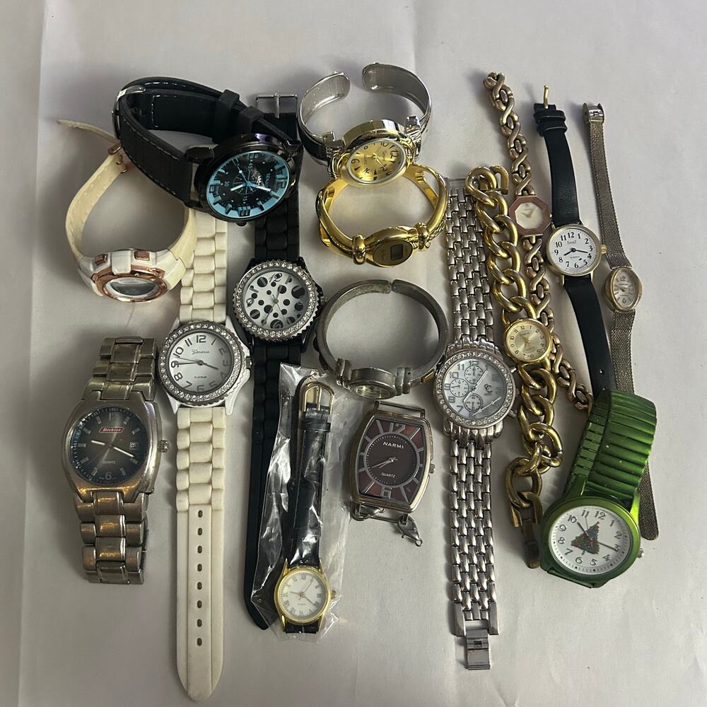 Assorted Watches Used Not Working For Parts Or Pieces lot 11